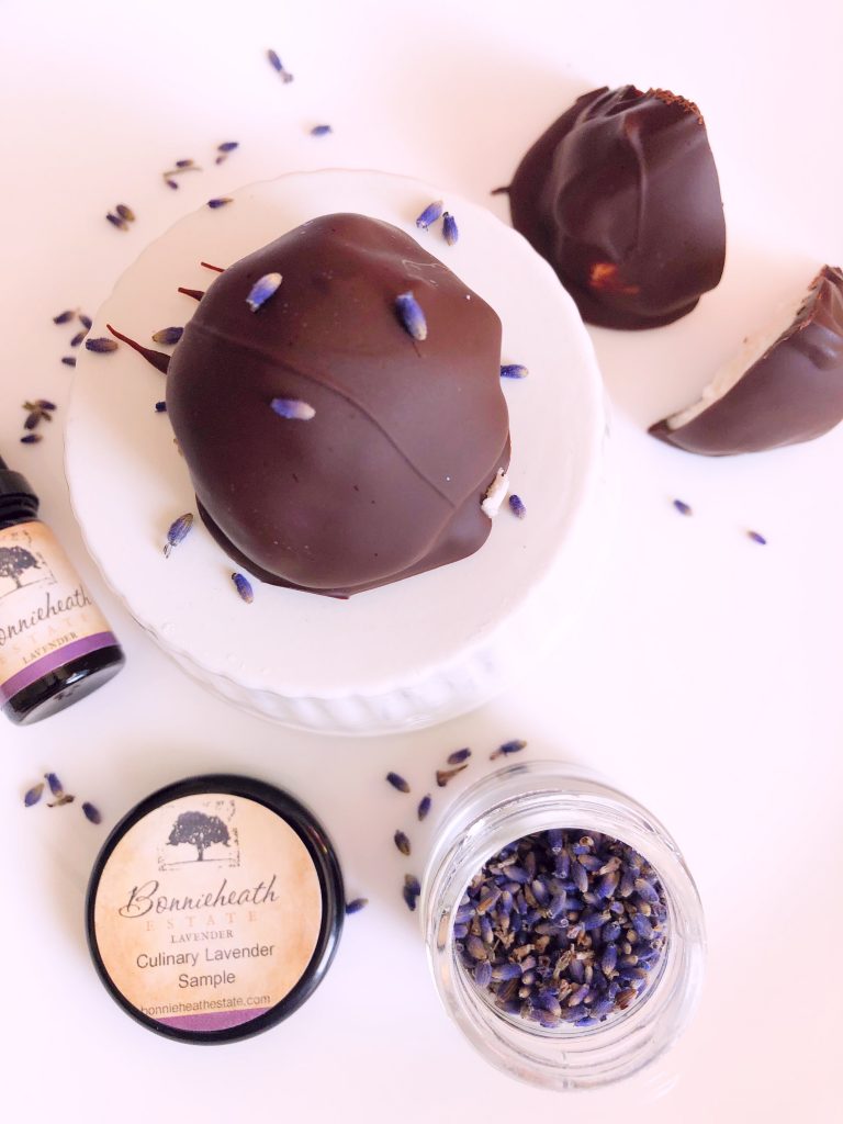 Review: English Lavender by Bonnie Heath Estate