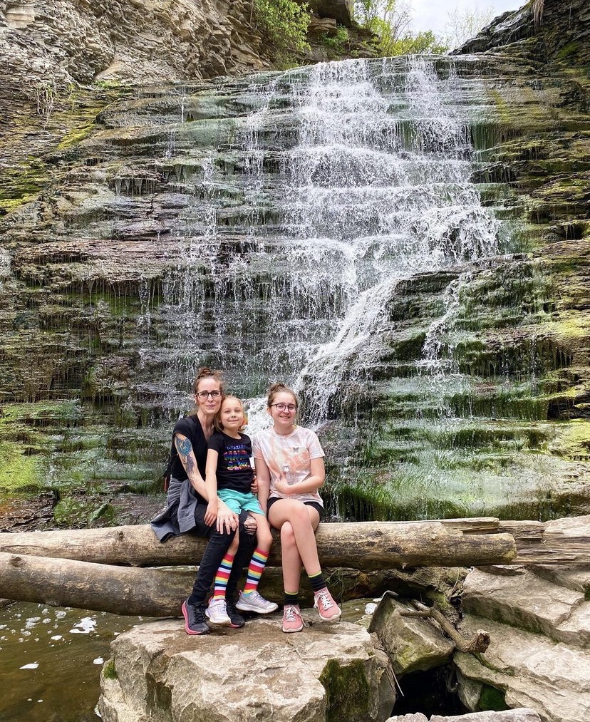 Exploring Rockway Side Trail in Grimsby